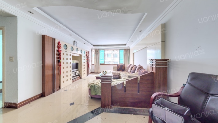 交警宿舍二手房实景图