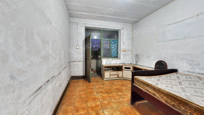 热电厂宿舍二手房实景图