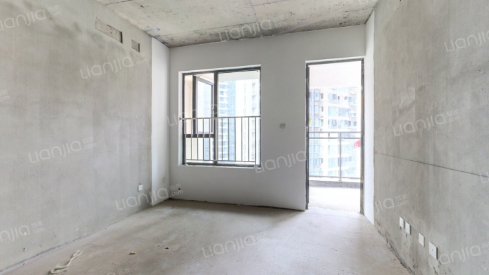 坤创幸福城二手房实景图