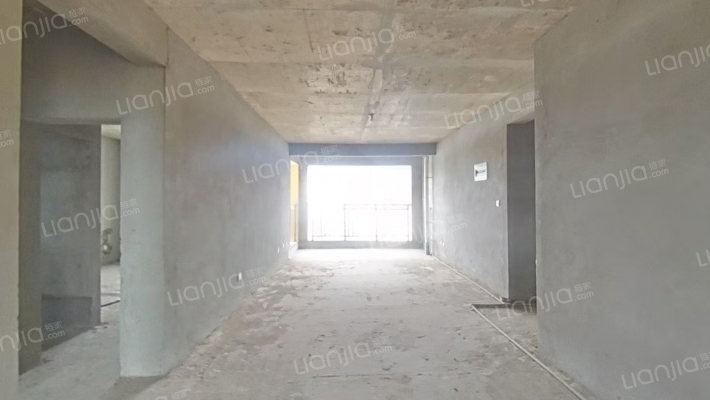 东郡华府二手房实景图