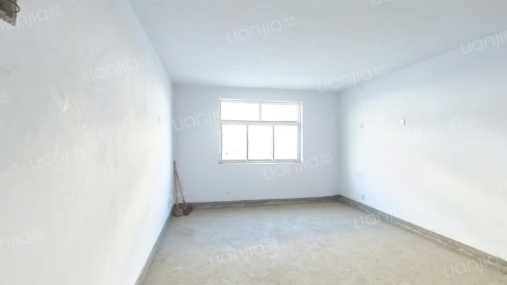 泉龙福乐家园二手房实景图