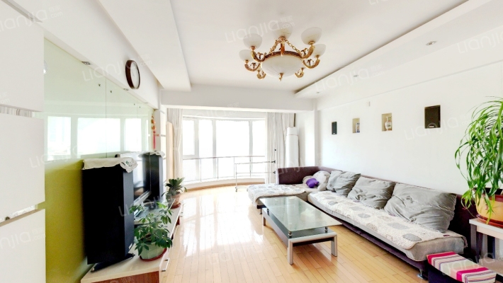 亿达海月公寓二手房实景图