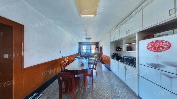 春南社区康月路二手房实景图