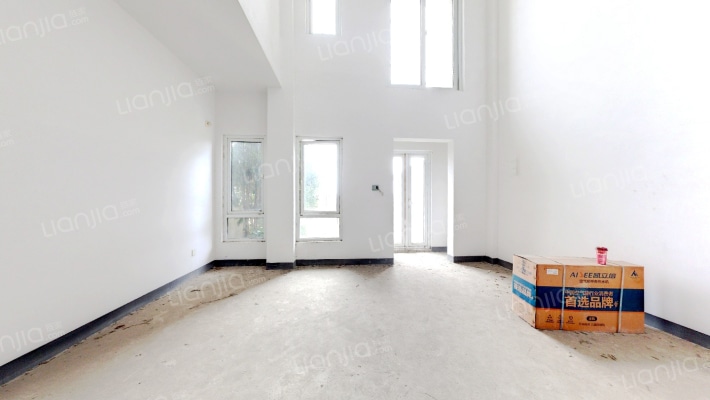 景瑞翡翠湾二手房实景图