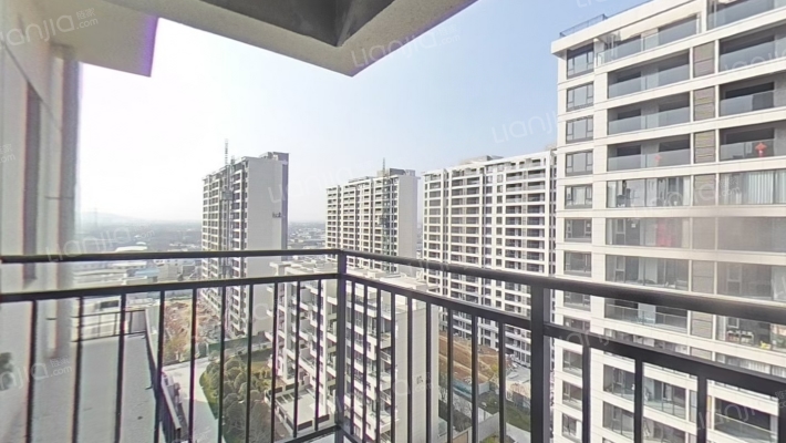 常绿·林溪宸苑二手房实景图