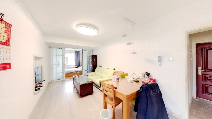 香港中路155号二手房实景图