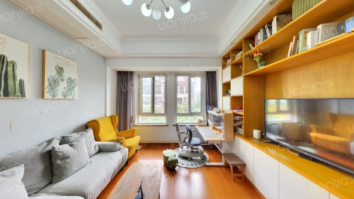 爱丁郡二手房实景图