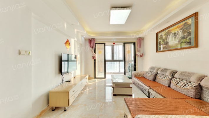 朗逸湾二手房实景图