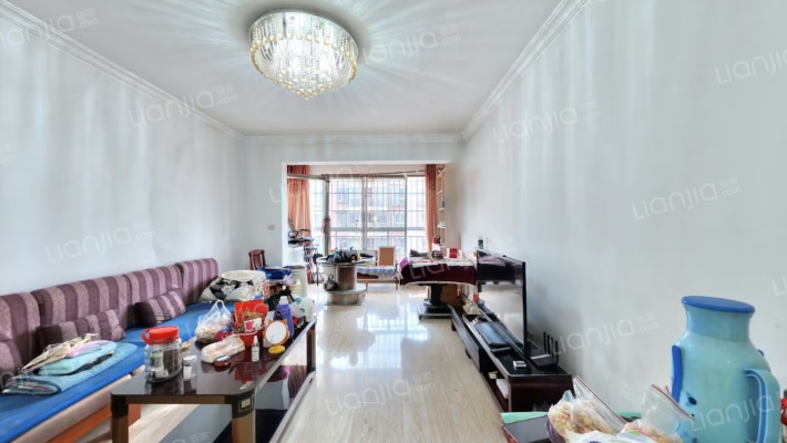 东方小区C区二手房实景图