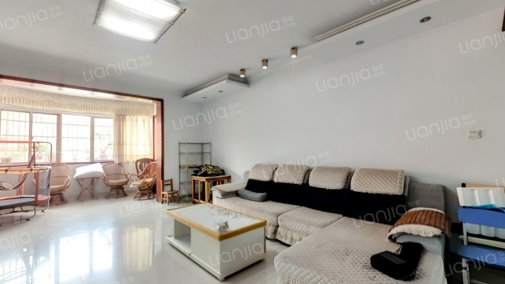 福利院家属楼二手房实景图