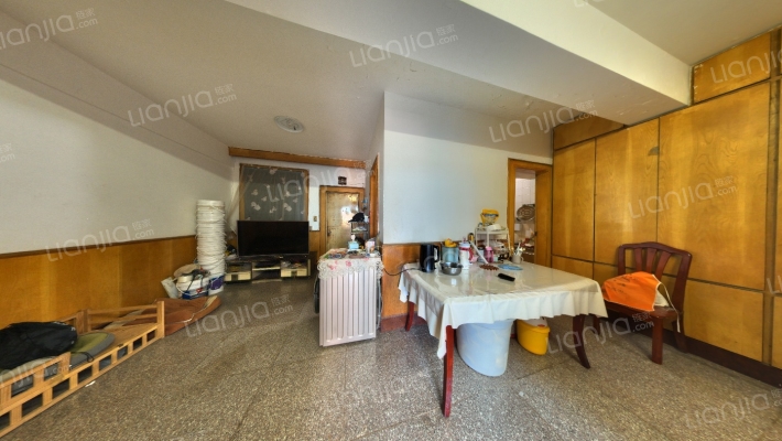 铭功路118号二手房实景图