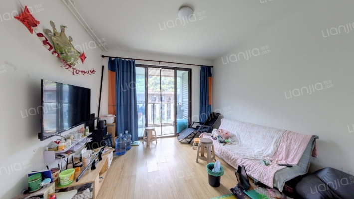 朗臻馨苑二手房实景图