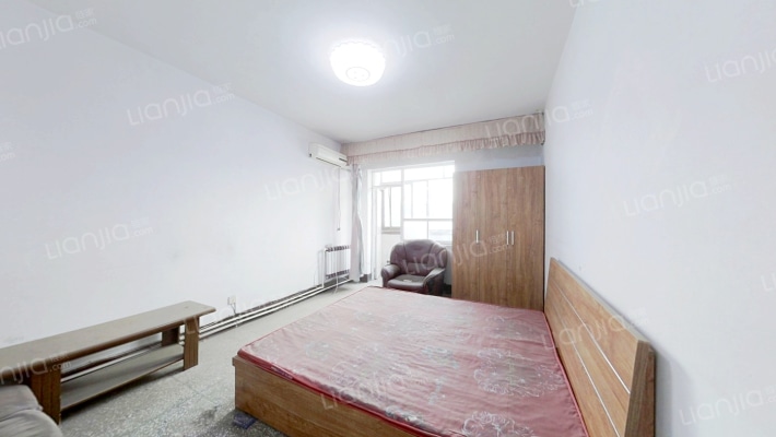 服装厂宿舍二手房实景图