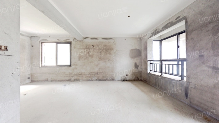 玉翰江南金座二手房实景图