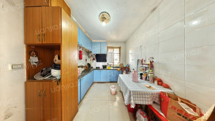 打线里二手房实景图