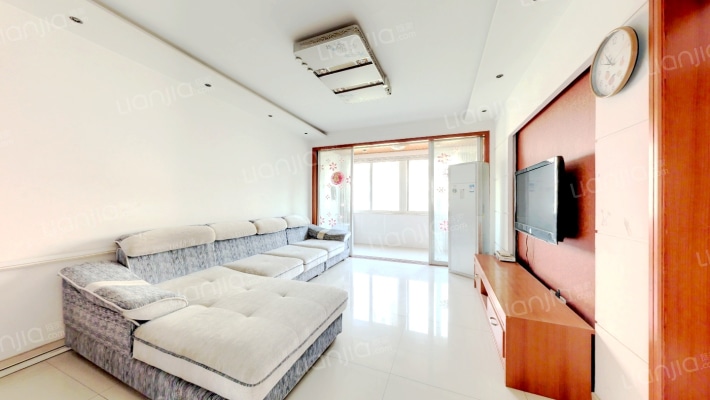 迎宾花苑西区二手房实景图