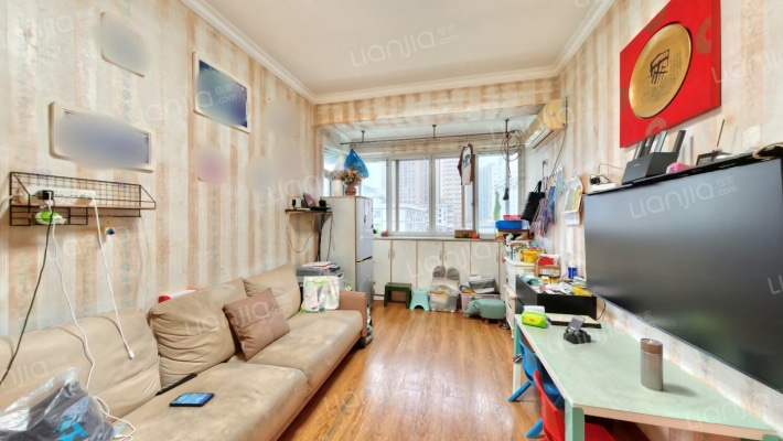 教委宿舍二手房实景图