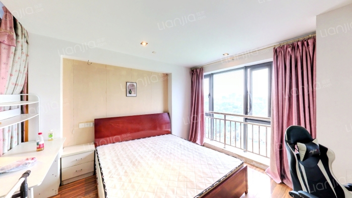 颐高广场二手房实景图