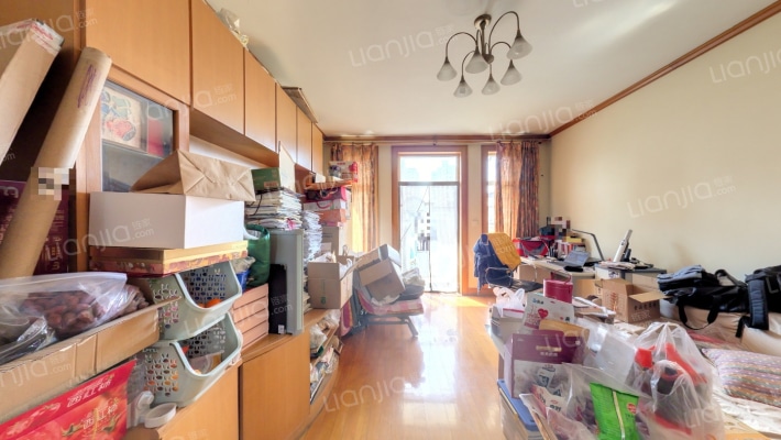 天际花园二手房实景图