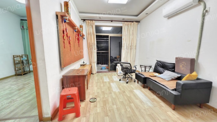 荷兰水乡一期二手房实景图