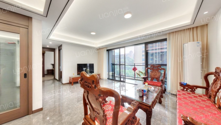 万科清水甲第致远二手房实景图