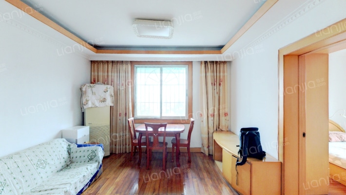 红旗小区二手房实景图