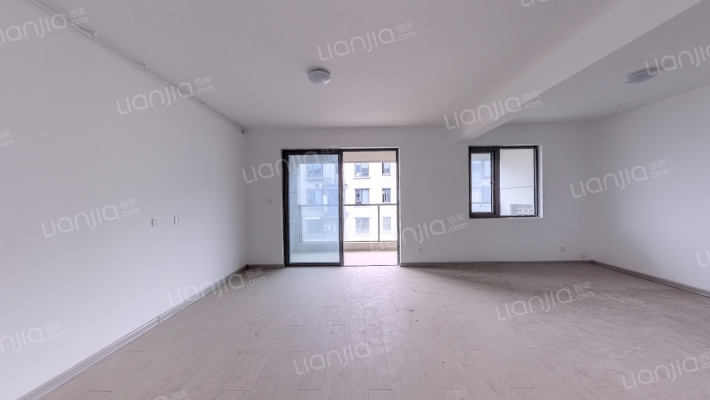 中南世茂江山里二手房实景图