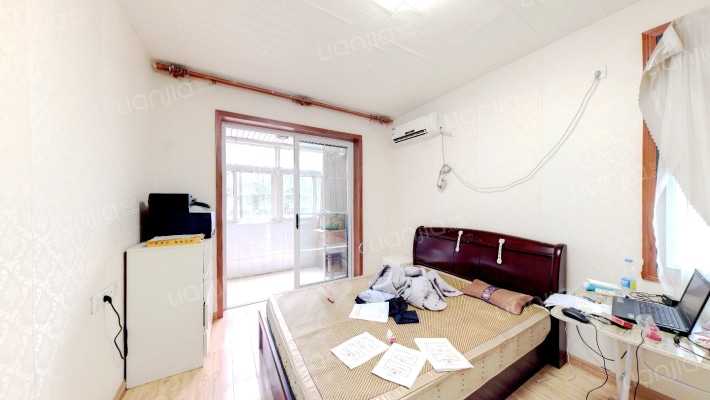 新模范马路二手房实景图