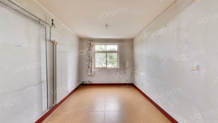 郑纺机前街2号院二手房实景图