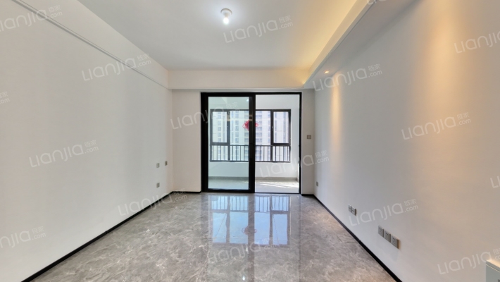 中海悦湖东方二手房实景图