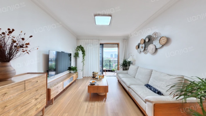 碧桂园生态城依云二手房实景图