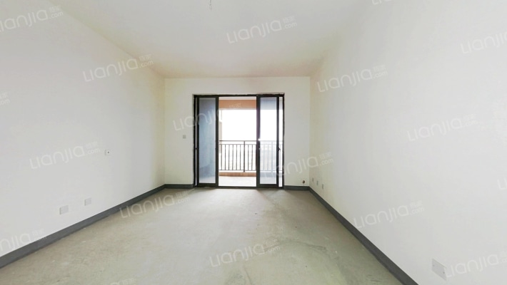 绿地国际博览城一期卧珑二手房实景图