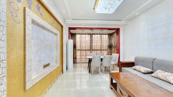 富源花园东区二手房实景图