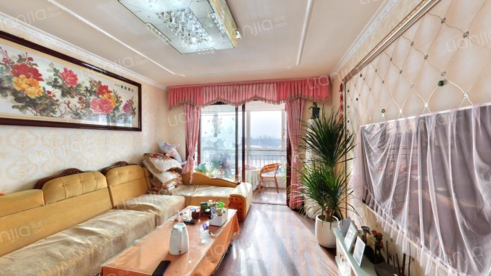 万城英郡二手房实景图