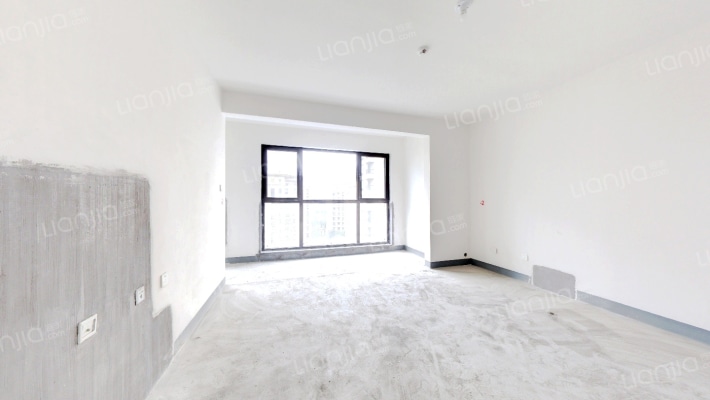 颖秀华府二手房实景图