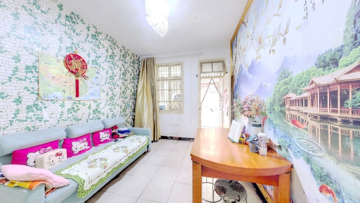 商储小区二手房实景图