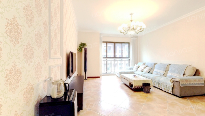 上善天成二手房实景图