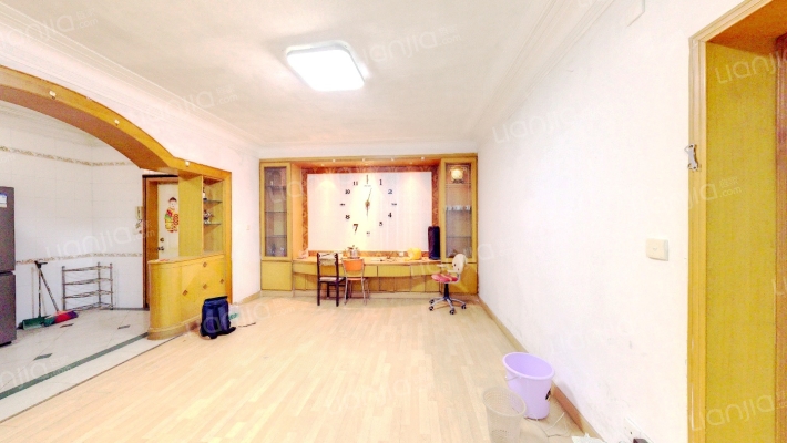 花园角街二手房实景图