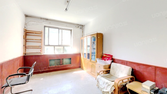 科大宿舍二手房实景图