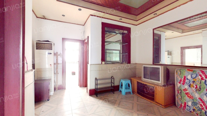 菜王西街18号二手房实景图