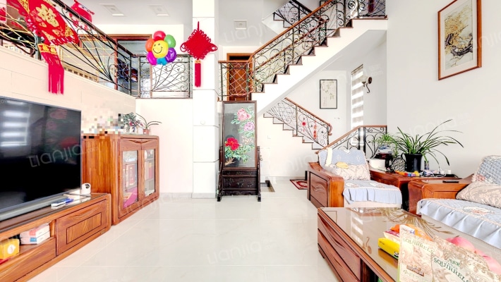 泰盛绿岛二手房实景图