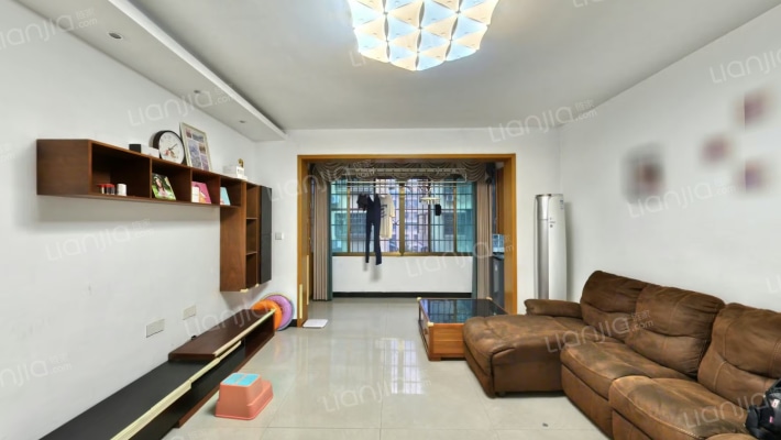 青青家园二手房实景图