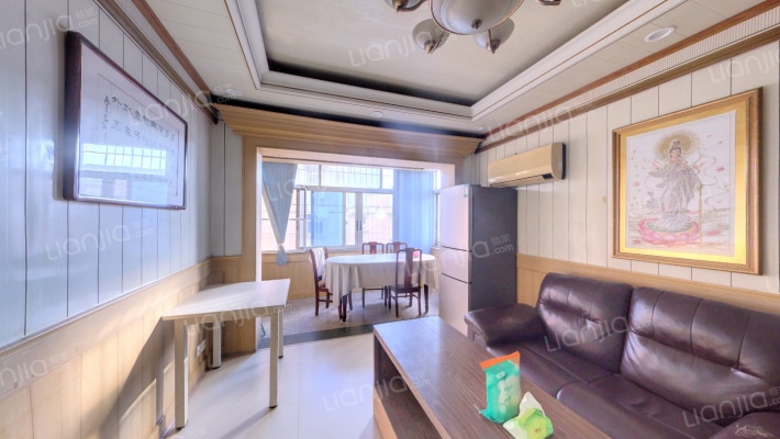 凉伞树小区二手房实景图