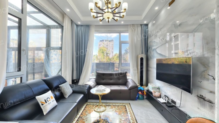 保利时代C10区二手房实景图