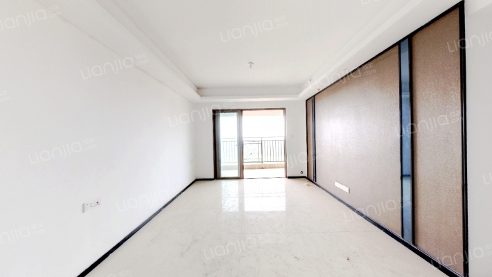 龙光玖誉湖景湖二手房实景图