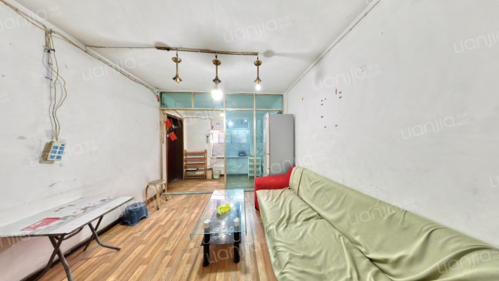 普陀路154号二手房实景图