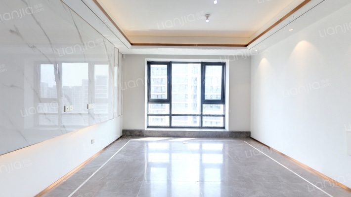 绿地凤栖澜玥二手房实景图