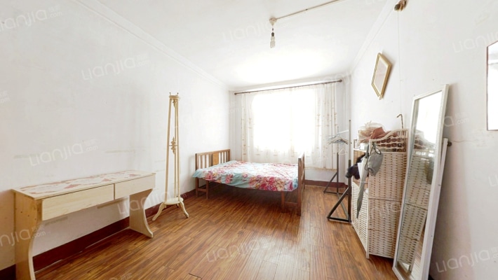 新海阳东街二手房实景图