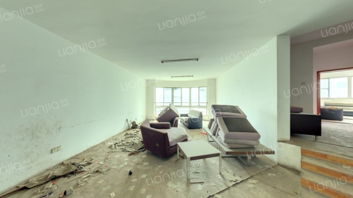 龙柏小区二手房实景图