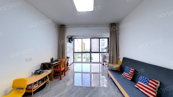 千江悦一期B区二手房实景图